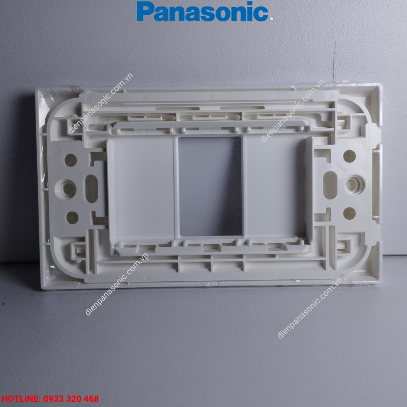 Mặt 1 thiết bị Panasonic WEV68010SW mặt sau