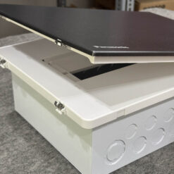 Tủ điện âm tường màu trắng BQDF16W31AV